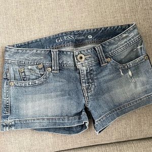 Guess low rise Jean shorts